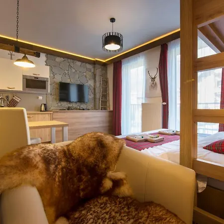 4Roses Apartments Vysoke Tatry Exterior photo