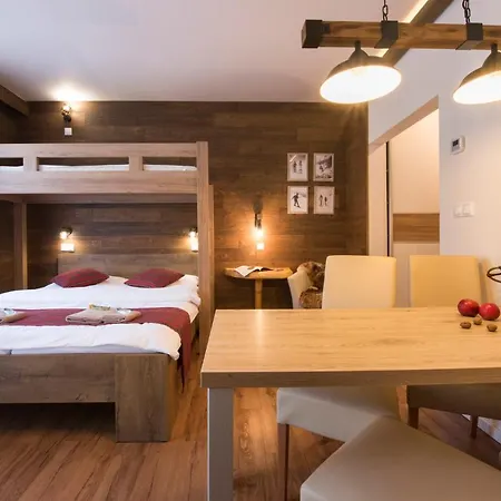 4Roses Apartments Vysoke Tatry Exterior photo