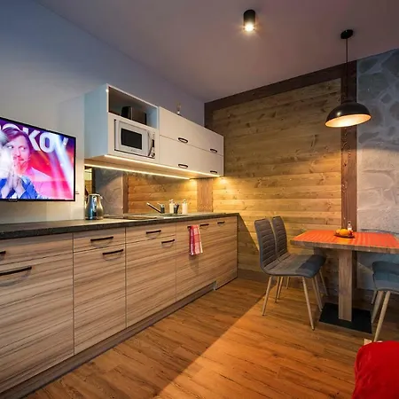 4Roses Apartments Vysoke Tatry Exterior photo
